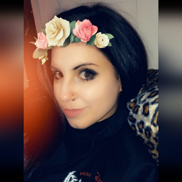 ๐ค ๐ง Meet your posher ๐ง ๐ค - Picture 2 of 4